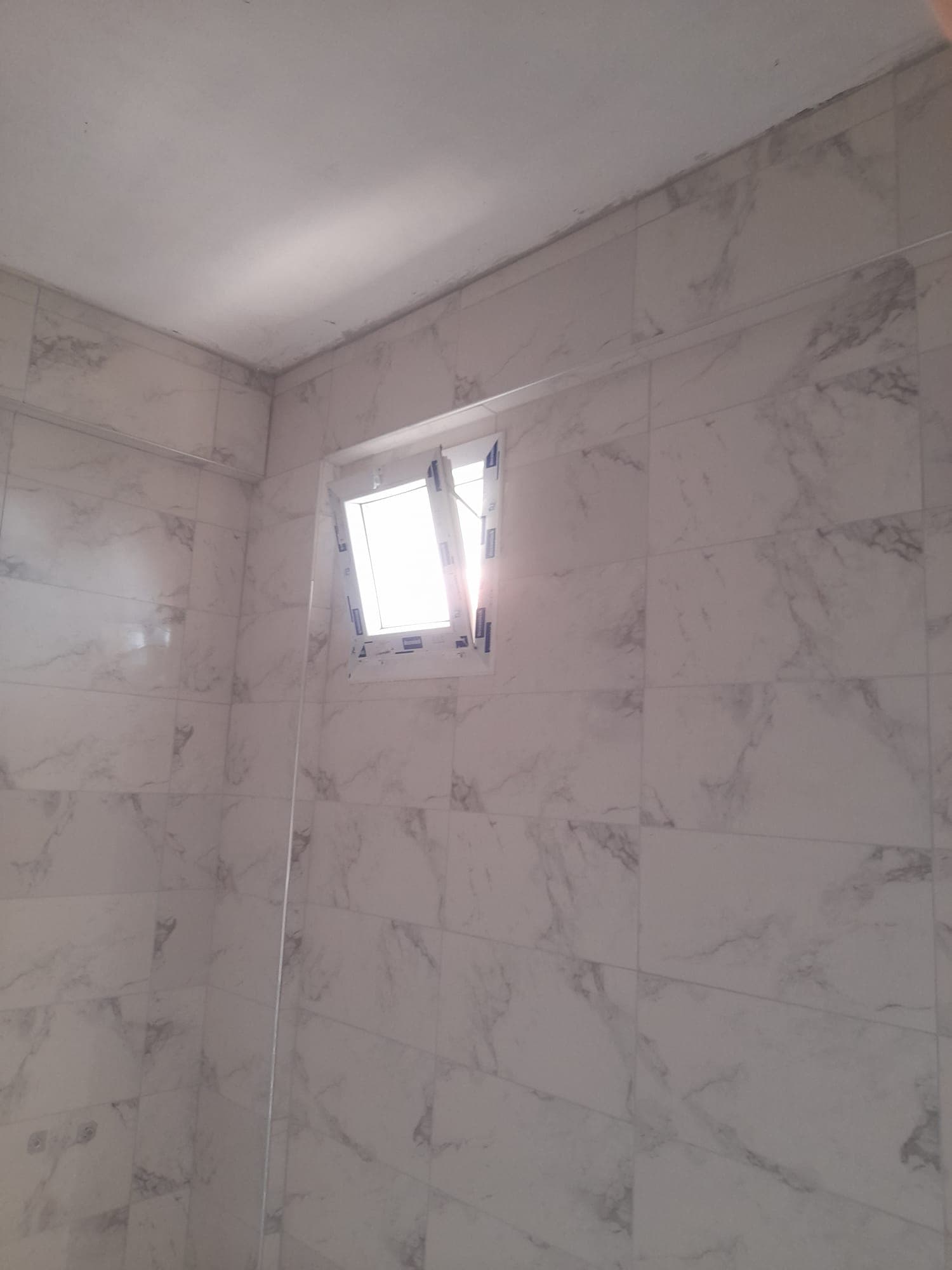Vastaş Egepen Banyo Penceresi — Bornova — İzmir PVC Kapı Pencere montajı, Günsan Alüminyum
